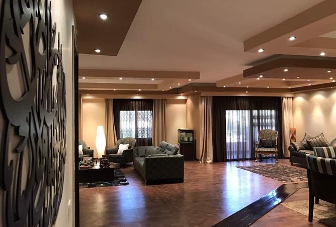 8371656 - Property Image 2