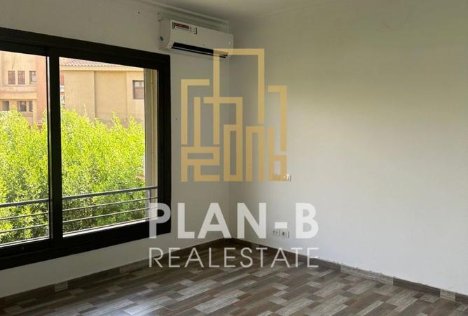 8061996 - Property Image 2