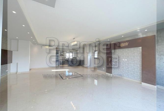 8176865 - Property Image 2