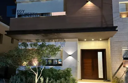 Townhouse - 4 Bedrooms - 4 Bathrooms for sale in Azzar - 5th Settlement Compounds - The 5th Settlement - New Cairo City - Cairo