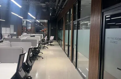 مساحات مكتبية - استوديو - 2 حمامات للايجار في شارع التسعين - التجمع الخامس - مدينة القاهرة الجديدة - القاهرة