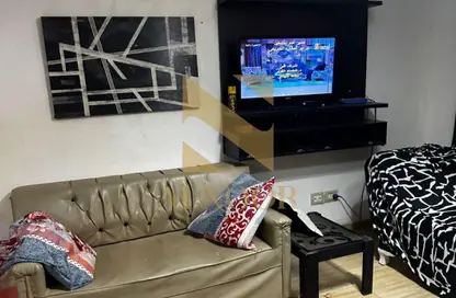 Apartment - 3 Bedrooms - 2 Bathrooms for rent in Doctor Kamal Hamdi St. - 4th District - 6 October City - Giza