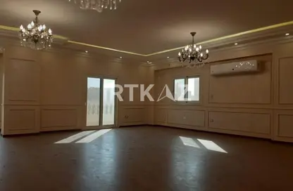 Apartment - 3 Bedrooms - 3 Bathrooms for sale in Orouba Axis - Area A - Ganoob El Acadimia - New Cairo City - Cairo