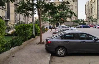 Apartment - 3 Bedrooms - 1 Bathroom for sale in Al Andalus District - New Cairo City - Cairo