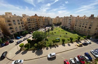 Apartment - 3 Bedrooms - 2 Bathrooms for rent in El Narges Buildings - Al Narges - New Cairo City - Cairo