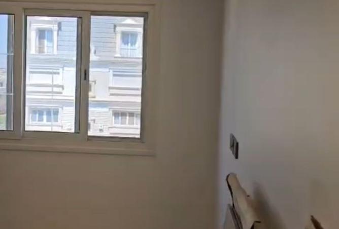 8318938 - Property Image 2