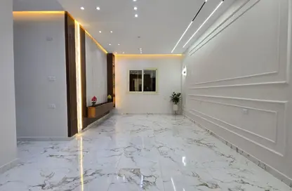 Apartment - 3 Bedrooms - 2 Bathrooms for sale in Gate 4 - Mena - Hadayek El Ahram - Giza