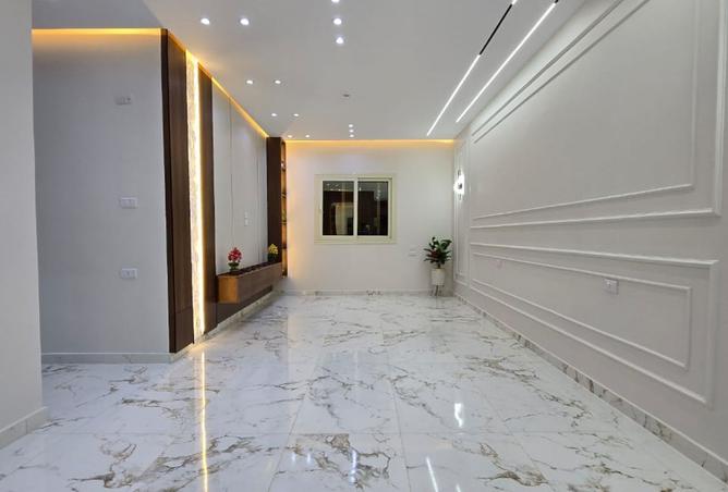 8198912 - Property Main Image