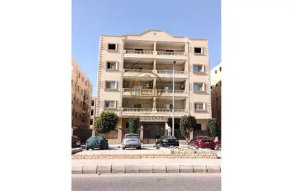 شقة - 3 غرف نوم - 3 حمامات للبيع في معادى فيو - كمبوندات الشروق - مدينة الشروق - القاهرة