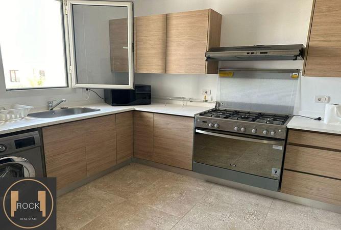 8335418 - Property Image 2