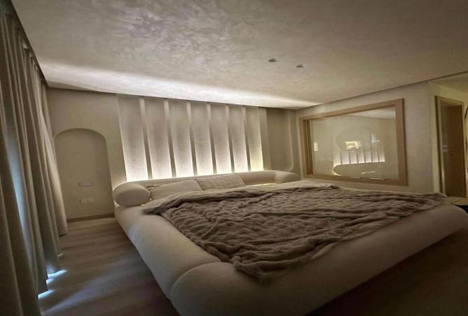 8371162 - Property Image 2