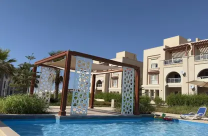 شاليه - 2 غرف نوم - 2 حمامات للبيع في جايا - راس الحكمة - الساحل الشمالي