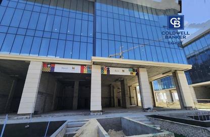 مساحات مكتبية - استوديو - 1 حمام للبيع في جولدن جيت - شارع التسعين الجنوبي - التجمع الخامس - مدينة القاهرة الجديدة - القاهرة