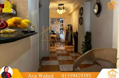 شقة - 2 غرف نوم - 1 حمام للبيع في شارع عبد العزيز عجمية - كفر عبده - رشدي - حي شرق - الاسكندرية