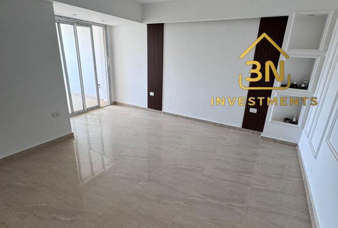 8210245 - Property Image 3