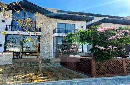 Townhouse - 4 Bedrooms - 4 Bathrooms for sale in Mountain View iCity - 5th Settlement Compounds - The 5th Settlement - New Cairo City - Cairo