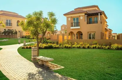 Villa - 4 Bedrooms - 6 Bathrooms for sale in Hyde Park - 5th Settlement Compounds - The 5th Settlement - New Cairo City - Cairo