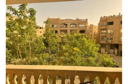 Apartment - 3 Bedrooms - 2 Bathrooms for sale in 10th District - Sheikh Zayed City - Giza