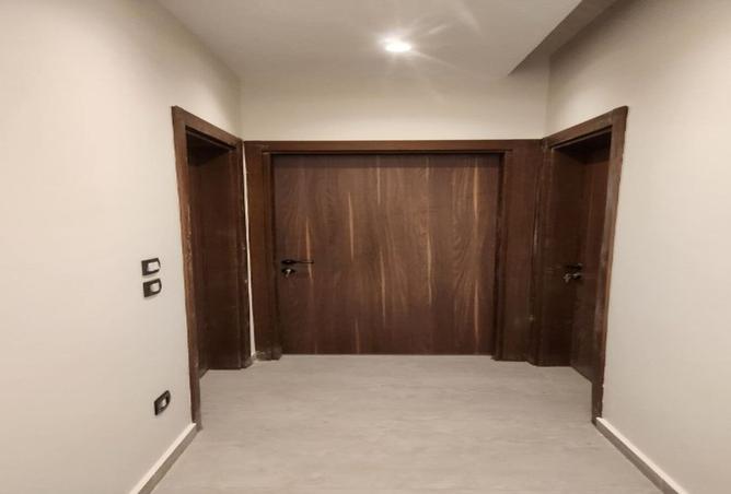 8329153 - Property Image 3