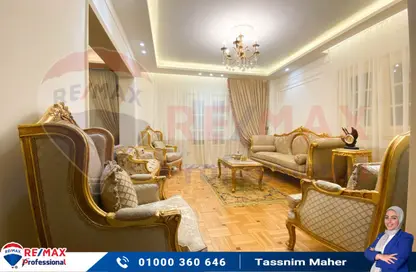 شقة - 3 غرف نوم - 2 حمامات للايجار في شارع الفريد ليان - رشدي - حي شرق - الاسكندرية