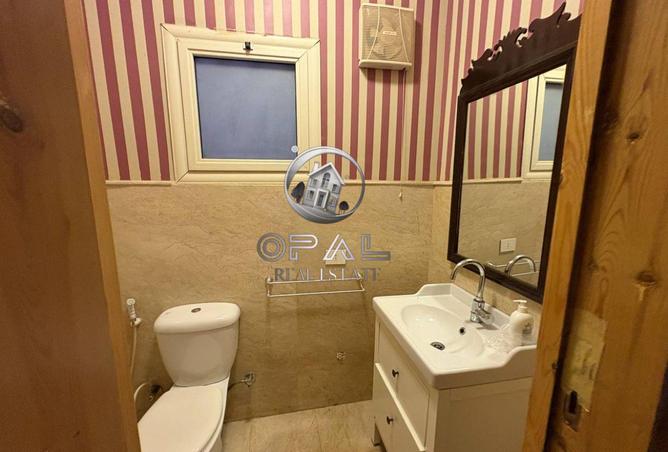 8372939 - Property Image 2