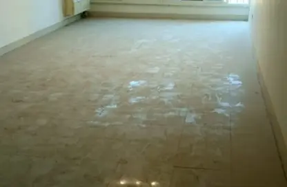 Apartment - 2 Bedrooms - 2 Bathrooms for rent in Hay El Maadi - Cairo