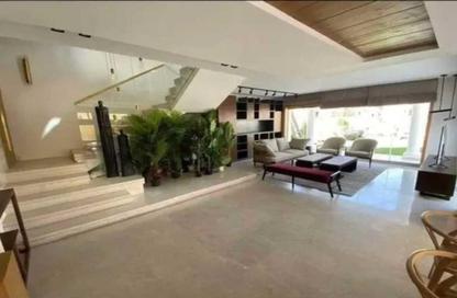 Villa - 5 Bedrooms - 3 Bathrooms for sale in Silva Compound - Sheikh Zayed Compounds - Sheikh Zayed City - Giza