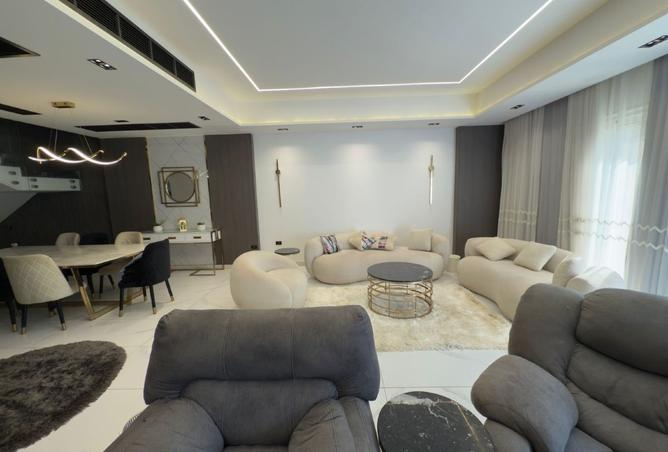 8521906 - Property Image 2