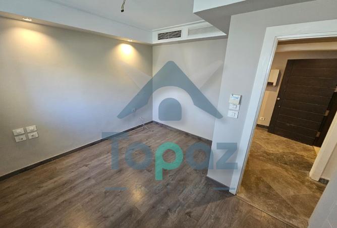 8070946 - Property Image 3