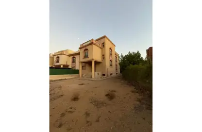 Villa - 5 Bedrooms - 4 Bathrooms for sale in La Rosa - 5th Settlement Compounds - The 5th Settlement - New Cairo City - Cairo