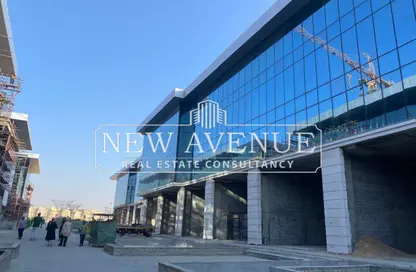 Office Space - Studio - 2 Bathrooms for rent in Golden Gate - South Teseen St. - The 5th Settlement - New Cairo City - Cairo