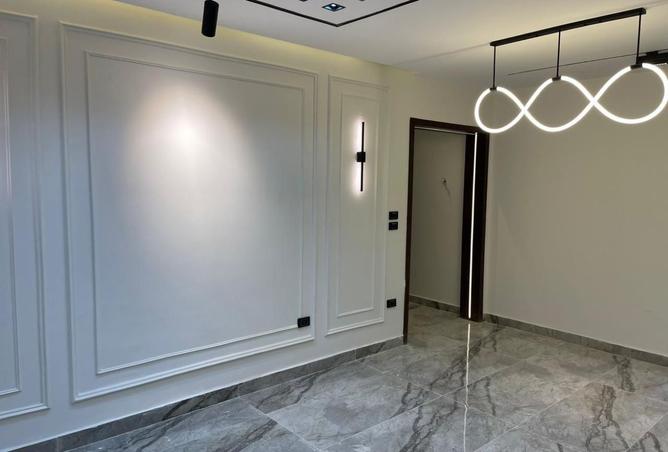 8351440 - Property Image 3