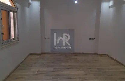 Apartment - 3 Bedrooms - 2 Bathrooms for rent in Abou El Houl - New Cairo City - Cairo