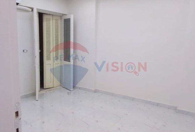 8237985 - صورة العقار 3