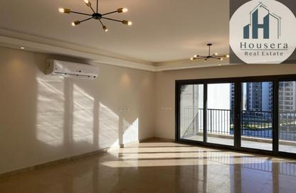 Apartment - 3 Bedrooms - 3 Bathrooms for sale in Park Side Residence - Zed Towers - Sheikh Zayed Compounds - Sheikh Zayed City - Giza