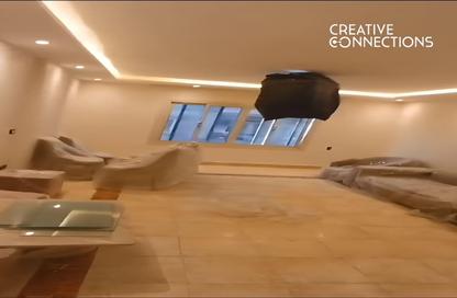 Apartment - 3 Bedrooms - 2 Bathrooms for sale in Gesr Al Suez St. - El Nozha El Gadida - El Nozha - Cairo
