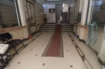 شقة - 2 غرف نوم - 1 حمام للبيع في زيزينيا - حي شرق - الاسكندرية