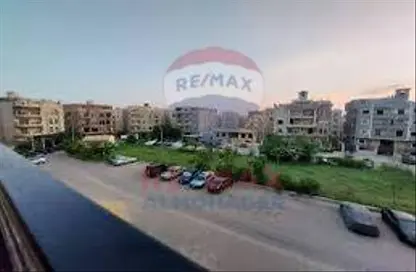 Apartment - 3 Bedrooms - 2 Bathrooms for sale in 16th District - Sheikh Zayed City - Giza