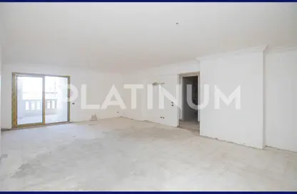 Apartment - 3 Bedrooms - 3 Bathrooms for sale in 14th of May Bridge Road - Smouha - Hay Sharq - Alexandria