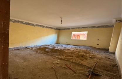 Apartment - 3 Bedrooms - 2 Bathrooms for sale in Youssef Sabri Abo Taleb st - 7th District - Obour City - Qalyubia