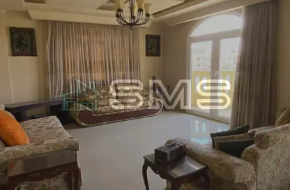 فيلا - 7 غرف نوم - 6 حمامات للايجار في شارع فتحية بهيج - الياسمين 5 - الياسمين - مدينة القاهرة الجديدة - القاهرة