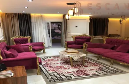 شقة - 3 غرف نوم - 3 حمامات للايجار في شارع ام كلثوم - الرحاب المرحلة الثالثة - الرحاب - مدينة القاهرة الجديدة - القاهرة