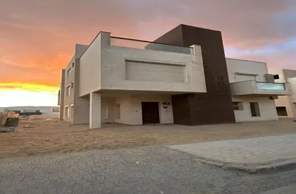 Villa - 4 Bedrooms - 4 Bathrooms for sale in Soleya - 6 October Compounds - 6 October City - Giza