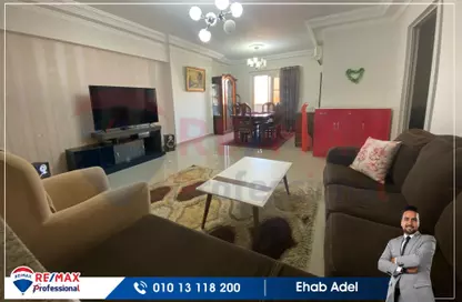 Apartment - 2 Bedrooms - 2 Bathrooms for rent in Bolkly - Hay Sharq - Alexandria