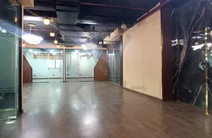Office Space - Studio - 1 Bathroom for rent in Bank Center Street - South Teseen St. - The 5th Settlement - New Cairo City - Cairo