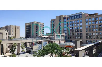 مساحات مكتبية - استوديو - 2 حمامات للايجار في اركان بلازا - محور 26 يوليو - الشيخ زايد - الجيزة