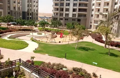 Apartment - 3 Bedrooms - 3 Bathrooms for sale in Hyde Park - 5th Settlement Compounds - The 5th Settlement - New Cairo City - Cairo