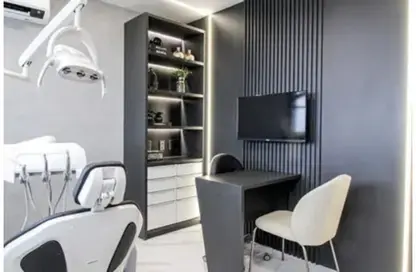 Clinic - Studio - 1 Bathroom for sale in Arkan Palm 205 - Sheikh Zayed Compounds - Sheikh Zayed City - Giza