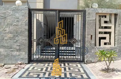 Apartment - 5 Bedrooms - 4 Bathrooms for sale in 9th District - Sheikh Zayed City - Giza Apartment - 5 Bedrooms - 4 Bathrooms for sale in 9th District - Sheikh Zayed City - Giza