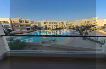 شاليه - 2 غرف نوم - 2 حمامات للبيع في ازها الساحل الشمالي - راس الحكمة - الساحل الشمالي